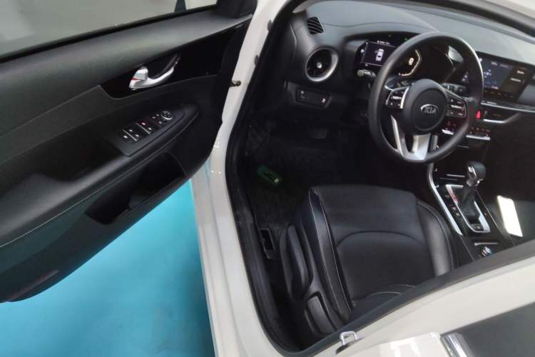 Used Kia K3 2019 1.5L CVT Smart Connectivity Version Driver Seat