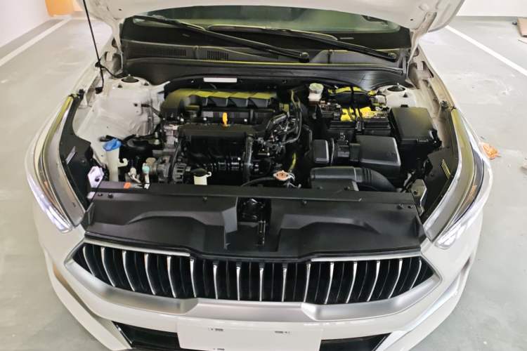 Used Kia K3 2019 1.5L CVT Smart Connectivity Version Engine Bay