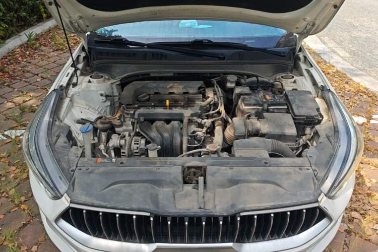 Used Kia K3 2019 1.5L CVT Smart Connectivity Version Engine Bay