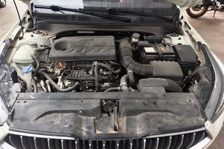 Used Kia K3 2019 1.4T DCT GT-Line Smart Enjoyment Sport Edition Engine Bay