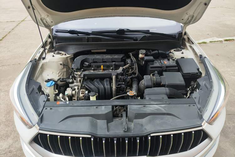 Used Kia K3 2019 1.5L CVT Smart Connectivity Version Engine Bay