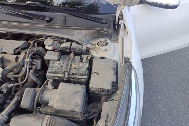 Used Kia K3 2019 1.5L CVT Smart Connectivity Version Engine Bay Left