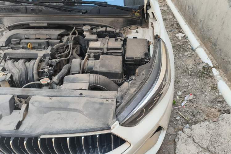 Used Kia K3 2019 1.5L CVT Smart Connectivity Version Engine Bay Left