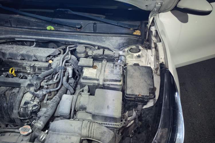 Used Kia K3 2019 1.5L CVT Smart Connectivity Version Engine Bay Left