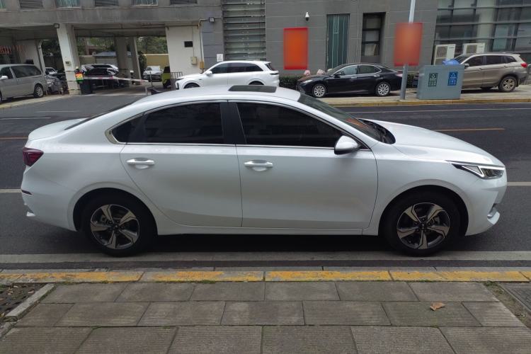 Used Kia K3 2019 1.5L CVT Smart Connectivity Version Exterior 2