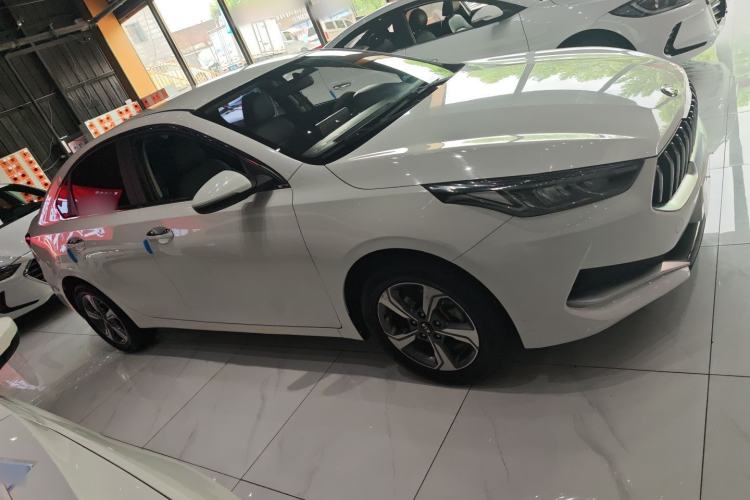 Used Kia K3 2019 1.5L CVT New Sharp Edition Exterior 3