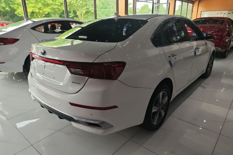 Used Kia K3 2019 1.5L CVT New Sharp Edition Exterior 4