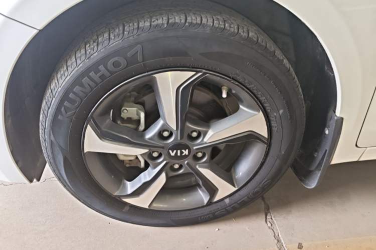 Used Kia K3 2019 1.5L CVT Smart Connectivity Version Exterior 4