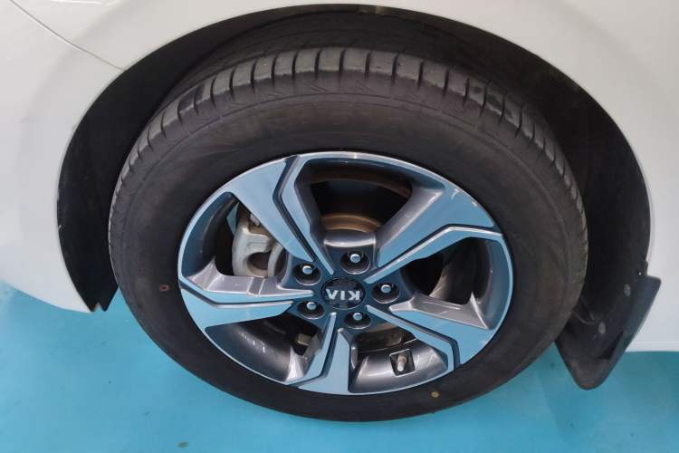 Used Kia K3 2019 1.5L CVT Smart Connectivity Version Exterior 4