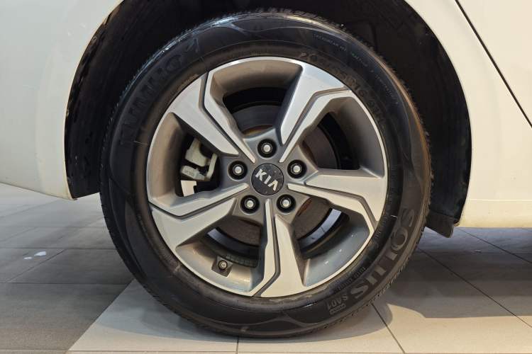 Used Kia K3 2019 1.5L CVT Smart Connectivity Version Exterior 5
