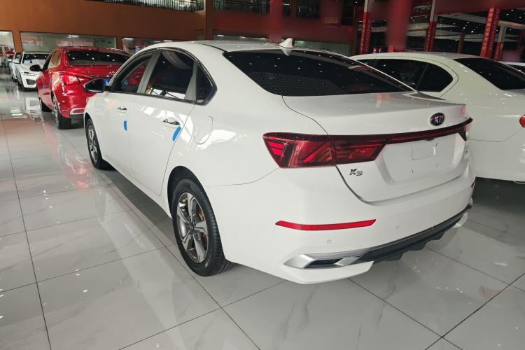 Used Kia K3 2019 1.5L CVT New Sharp Edition Exterior 6