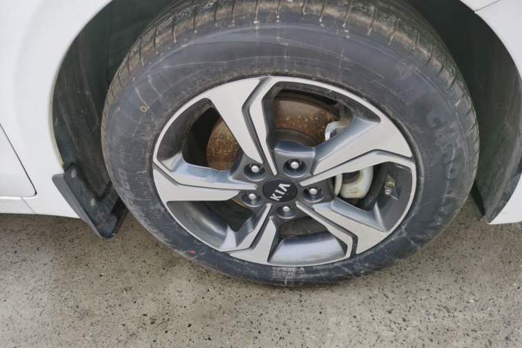 Used Kia K3 2019 1.5L CVT New Sharp Edition Exterior 7