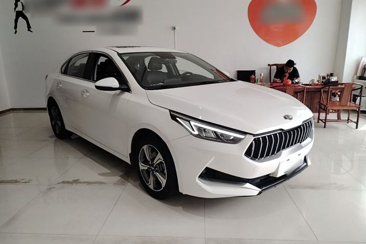 Used Kia K3 2019 1.5L CVT Smart Connectivity Version Front Right 45 Deg