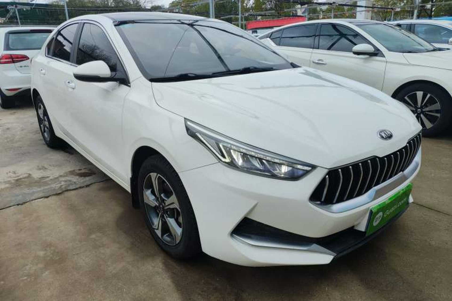 Used Kia K3 2019 1.5L CVT New Sharp Edition Front Right 45 Deg