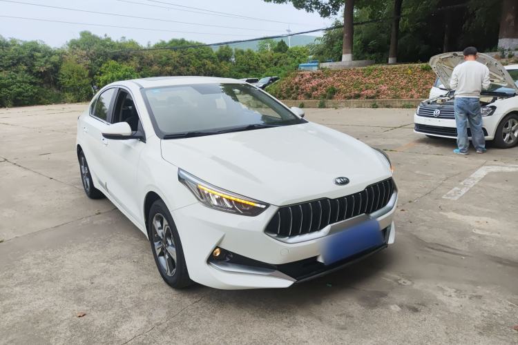 Used Kia K3 2019 1.5L CVT Smart Connectivity Version Front Right 45 Deg