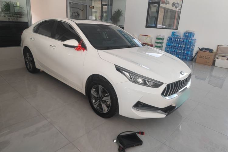 Used Kia K3 2019 1.5L CVT Smart Connectivity Version Front Right 45 Deg