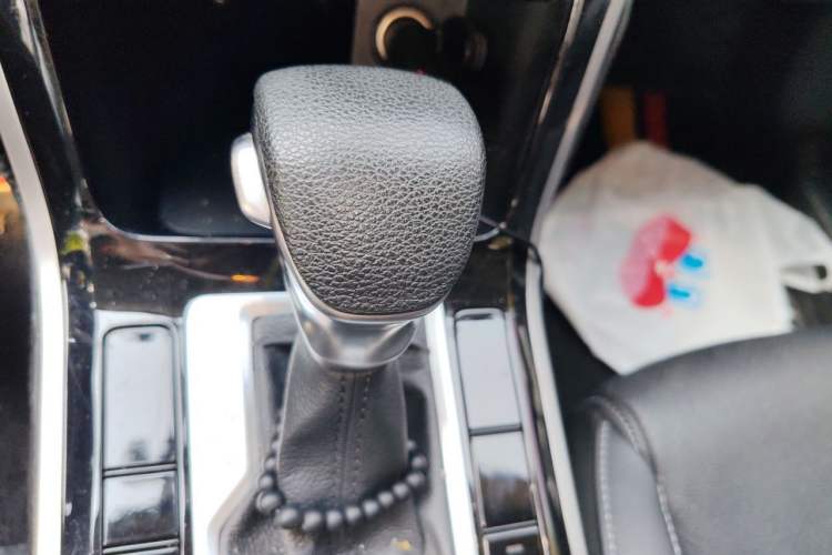 Used Kia K3 2019 1.5L CVT New Sharp Edition Gear Lever