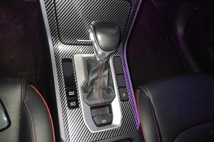 Used Kia K3 2019 1.4T DCT GT-Line Smart Enjoyment Sport Edition Gear Lever