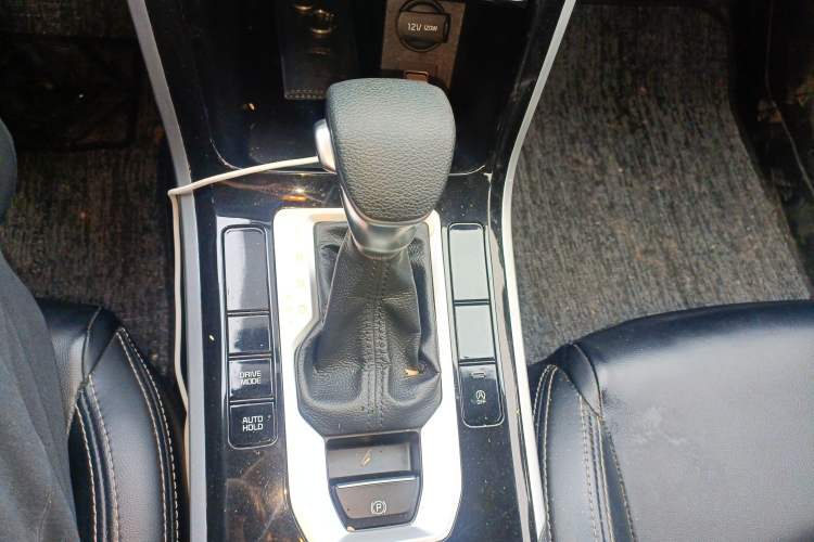 Used Kia K3 2019 1.5L CVT Smart Drive Edition Gear Lever