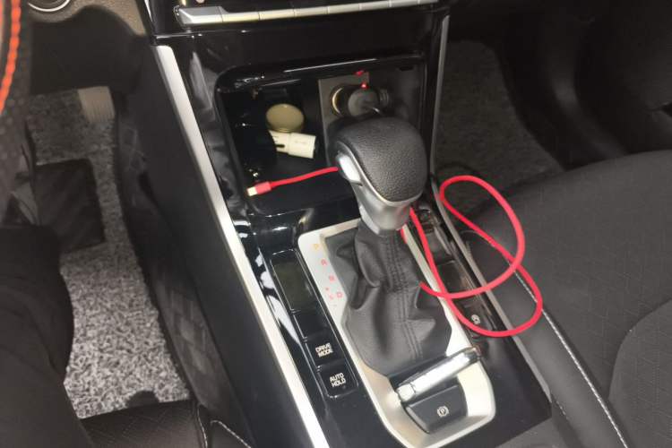 Used Kia K3 2019 1.5L CVT New Sharp Edition Gear Lever