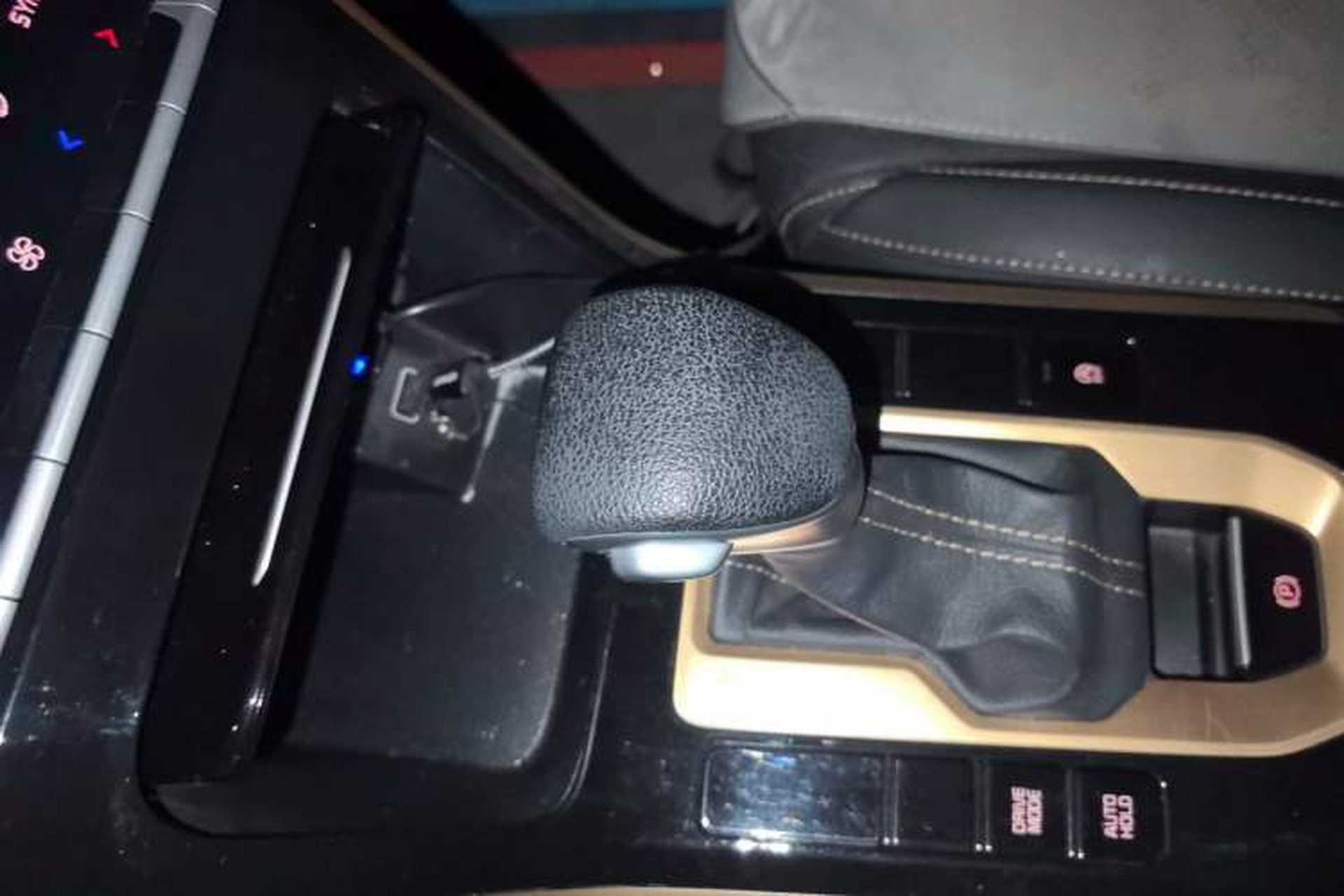 Used Kia K3 2019 1.5L CVT Smart Connectivity Version Gear Lever