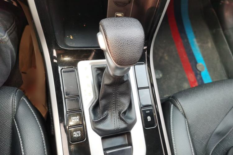 Used Kia K3 2019 1.5L CVT New Sharp Edition Gear Lever