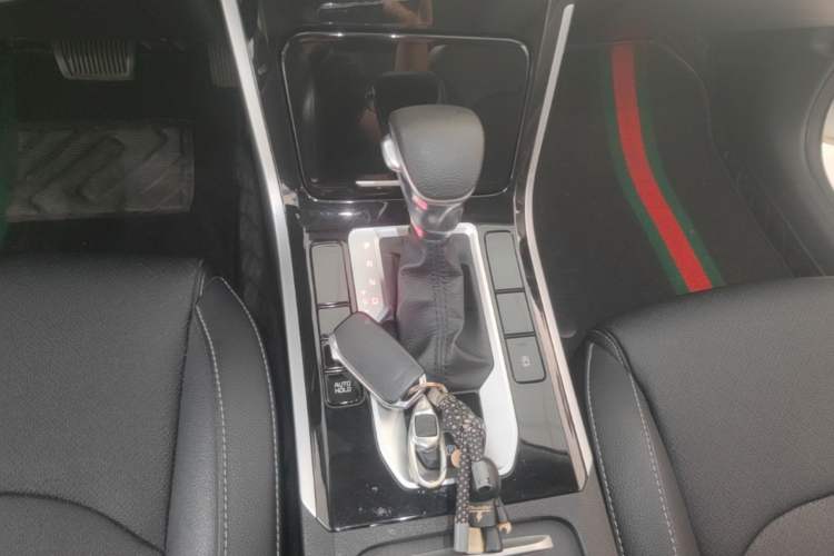 Used Kia K3 2019 1.5L CVT Smart Connectivity Version Gear Lever