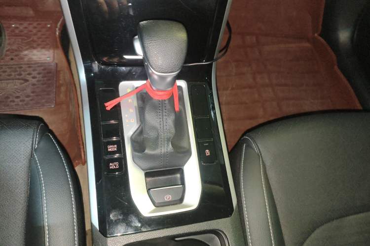 Used Kia K3 2019 1.5L CVT Smart Connectivity Version Gear Lever