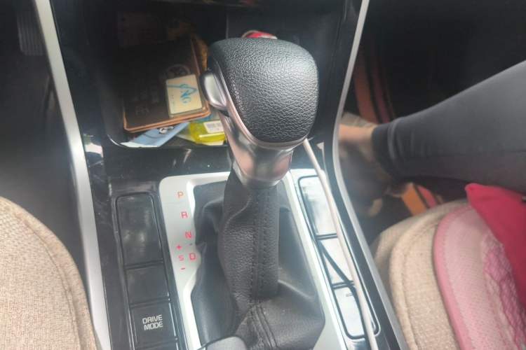 Used Kia K3 2019 1.5L CVT Smart Connectivity Version Gear Lever