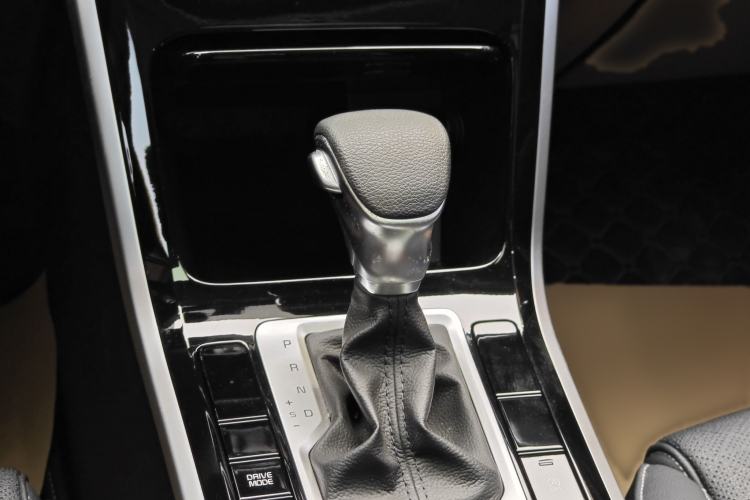 Used Kia K3 2019 1.5L CVT Smart Connectivity Version Gear Lever