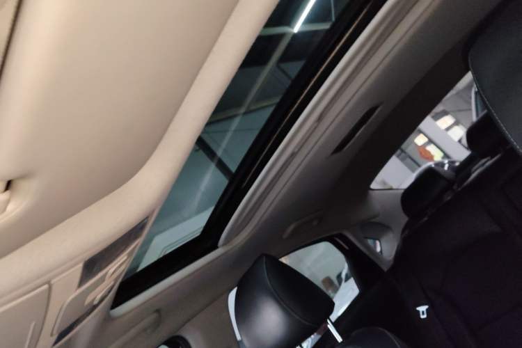 Used Kia K3 2019 1.5L CVT Smart Connectivity Version Headliner