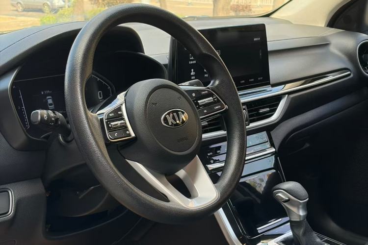 Used Kia K3 2019 1.5L CVT New Sharp Edition Interior 1