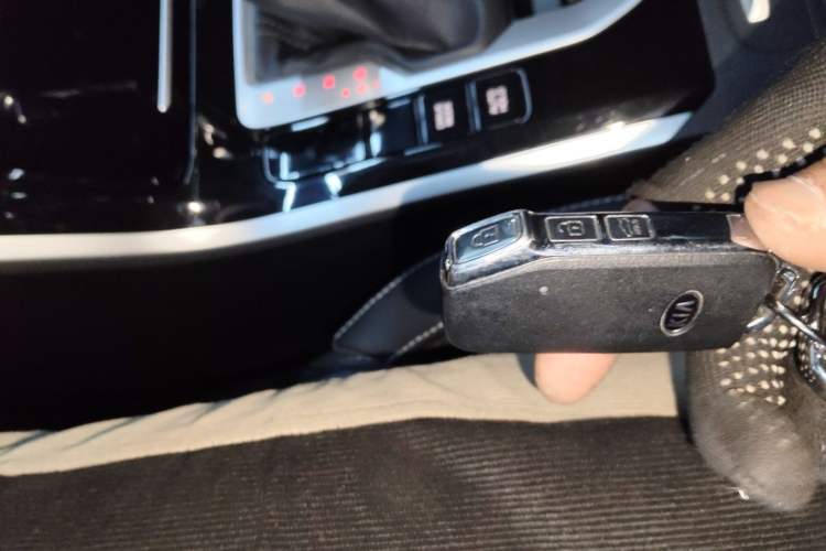 Used Kia K3 2019 1.5L CVT Smart Connectivity Version Interior 1