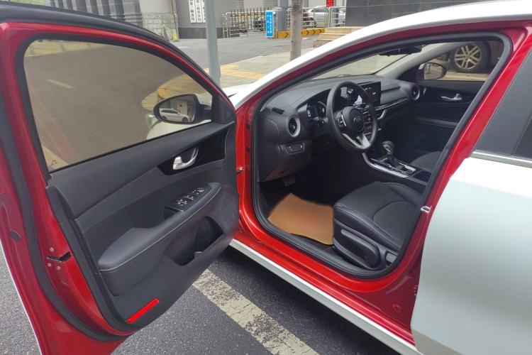 Used Kia K3 2019 1.5L CVT Smart Connectivity Version Interior 2