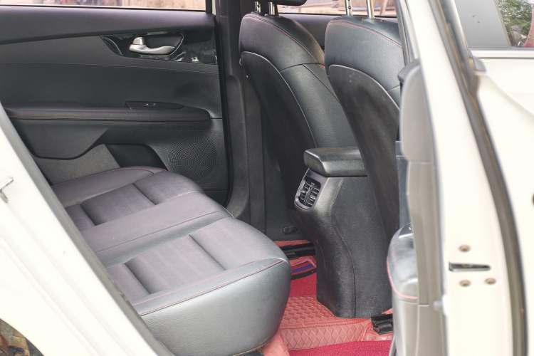 Used Kia K3 2019 1.4T DCT GT-Line Smart Enjoyment Sport Edition Interior 2