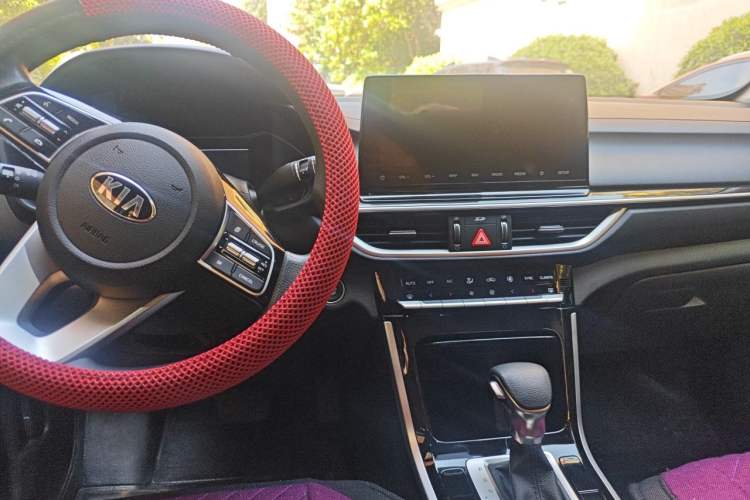 Used Kia K3 2019 1.5L CVT Smart Connectivity Version Interior 2
