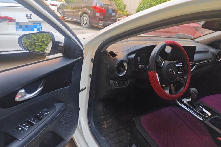 Used Kia K3 2019 1.5L CVT Smart Connectivity Version Interior 3