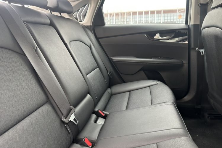 Used Kia K3 2019 1.5L CVT Smart Connectivity Version Interior 3