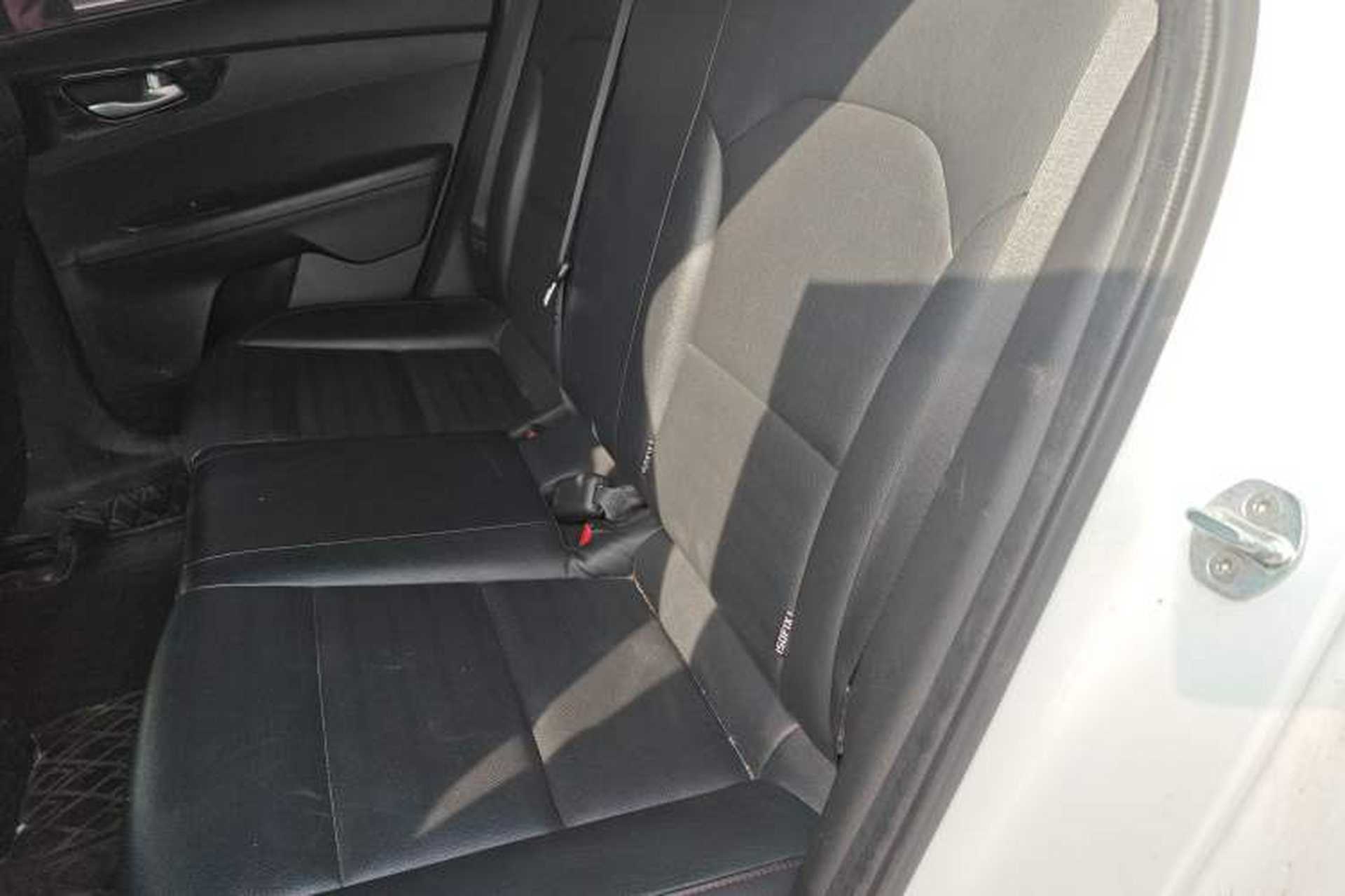 Used Kia K3 2019 1.4T DCT GT-Line New Edge Sport Edition Interior 4