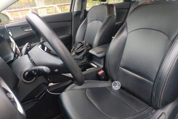 Used Kia K3 2019 1.5L CVT Smart Drive Edition Left Front Seat