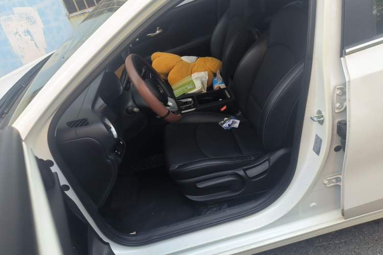 Used Kia K3 2019 1.5L CVT New Sharp Edition Left Front Seat