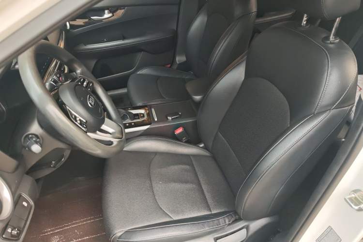 Used Kia K3 2019 1.5L CVT New Sharp Edition Left Front Seat