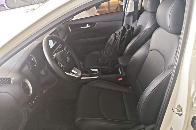 Used Kia K3 2019 1.5L CVT Smart Connectivity Version Left Front Seat