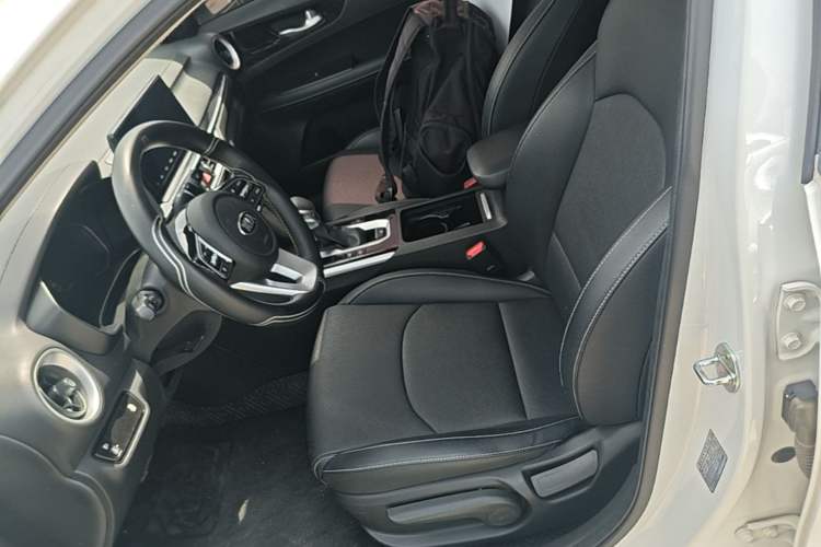 Used Kia K3 2019 1.5L CVT New Sharp Edition Left Front Seat