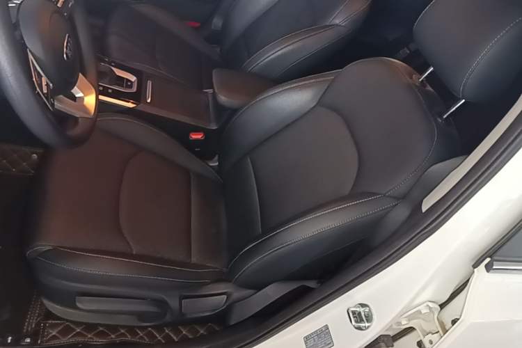 Used Kia K3 2019 1.5L CVT New Sharp Edition Left Front Seat