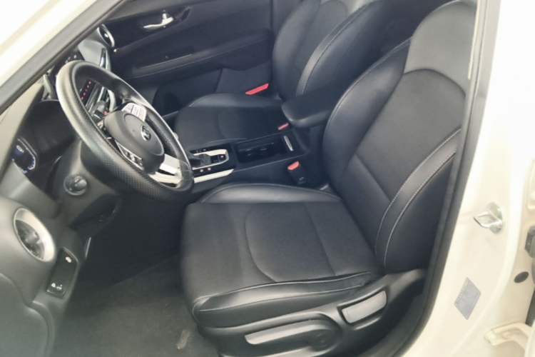 Used Kia K3 2019 1.5L CVT New Sharp Edition Left Front Seat