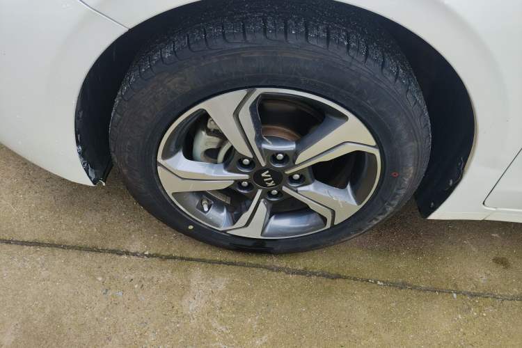 Used Kia K3 2019 1.5L CVT New Sharp Edition Left Front Wheel Hub