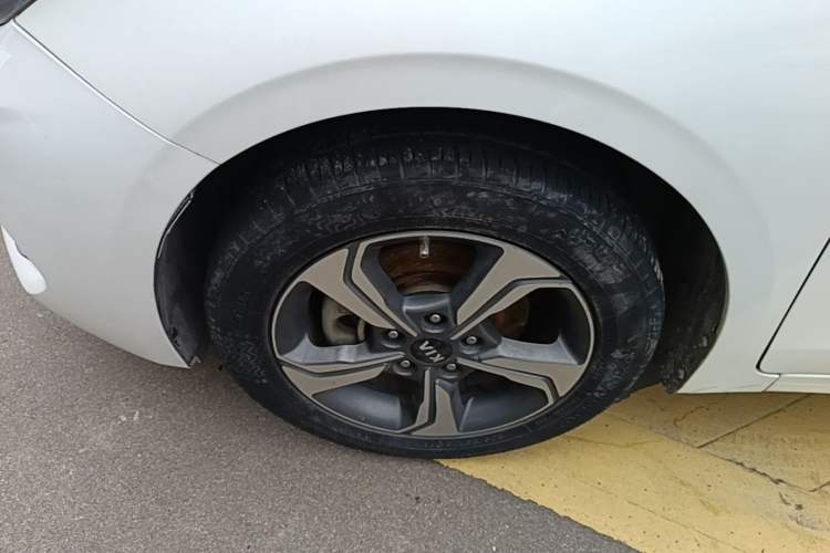 Used Kia K3 2019 1.5L CVT Smart Connectivity Version Left Front Wheel Hub