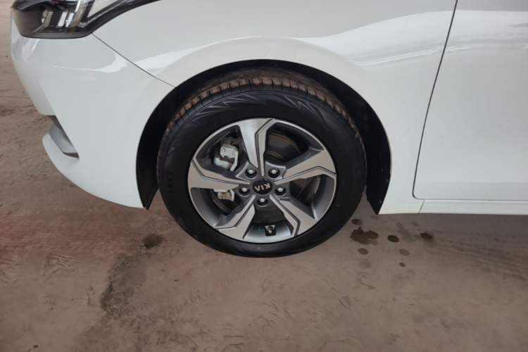 Used Kia K3 2019 1.5L CVT Smart Connectivity Version Left Front Wheel Hub
