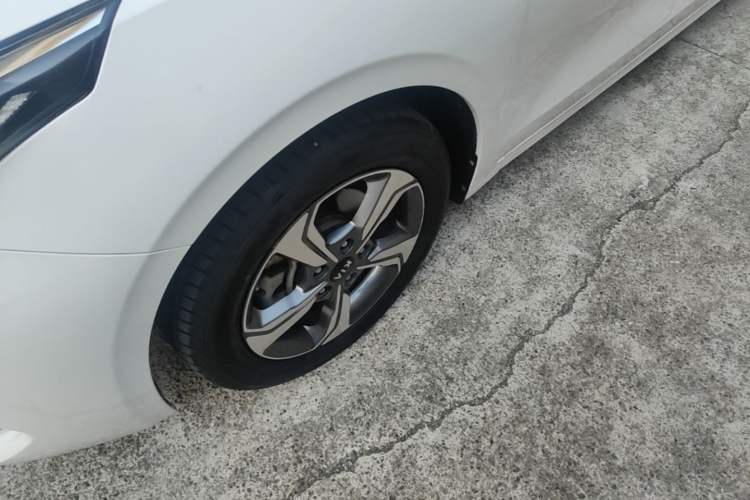 Used Kia K3 2019 1.5L CVT Smart Connectivity Version Left Front Wheel Hub